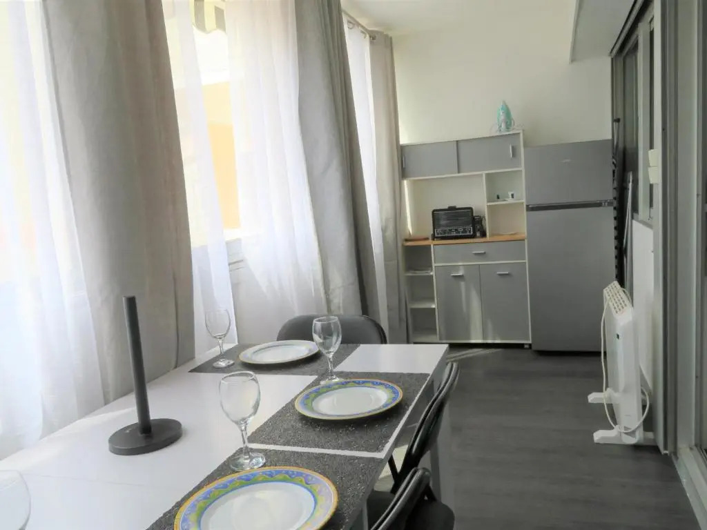 Appartement Sète, 2 pièces, 4 personnes - FR-1-338-423