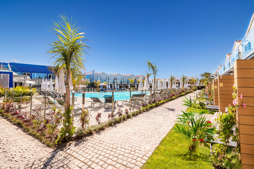 Hotel LIVVO Los Calderones
