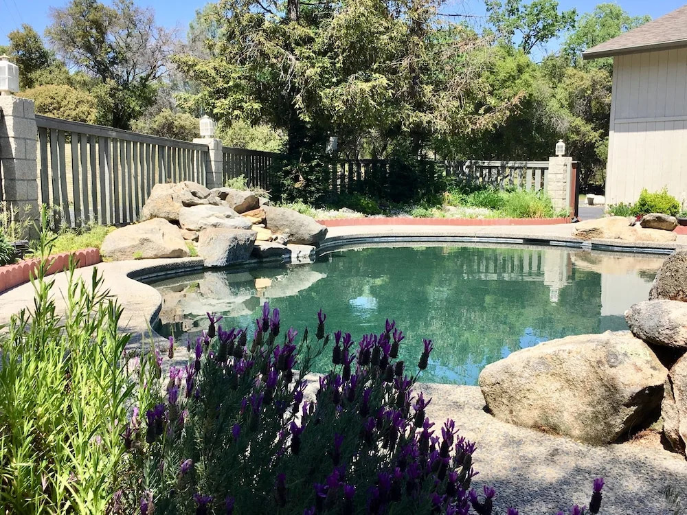 Black Oak Manor