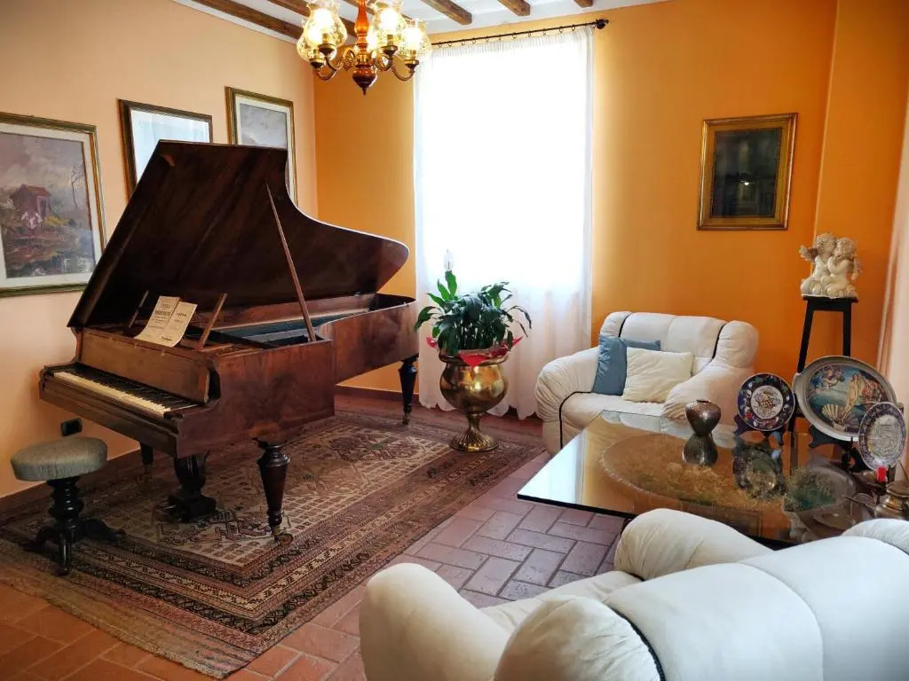 Tuscan Villa exclusive use of private pool A/C Wifi Villa Briciola