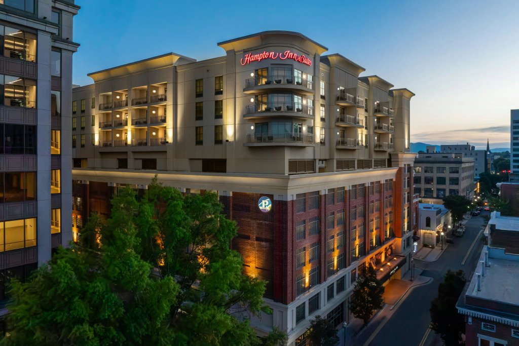 Hampton Inn & Suites - Roanoke-Downtown, VA
