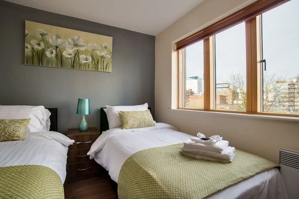 Mica Point City Centre Apartment