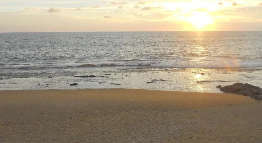 Beach House Negombo