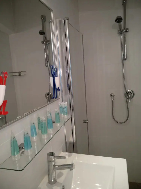 Rebecca's Suites