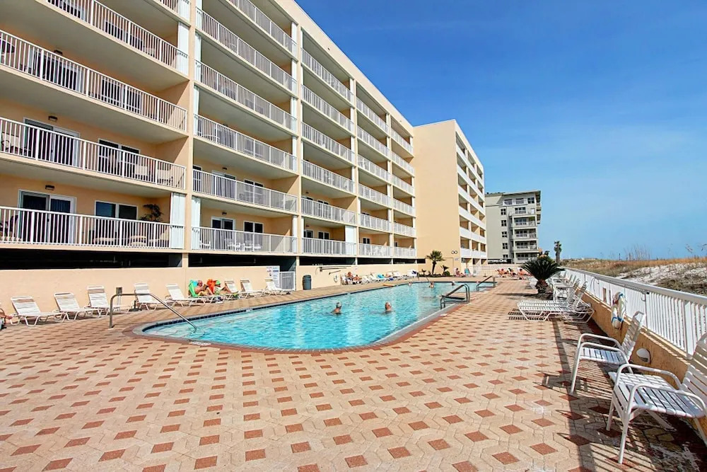 Islander Beach Resort 305