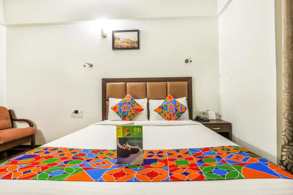 Fabhotel Sri Krishna Suites