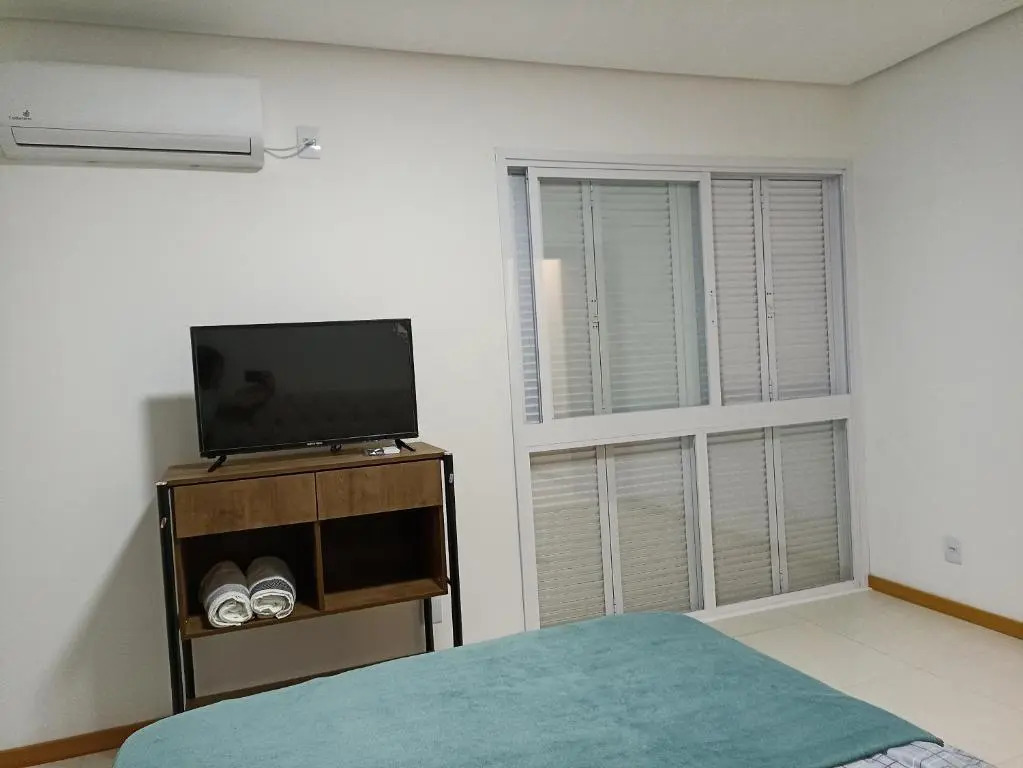 Flat Santa Cruz II