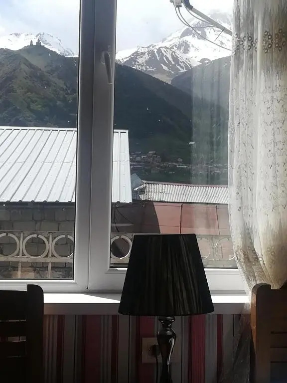 Nikoloz Guesthouse
