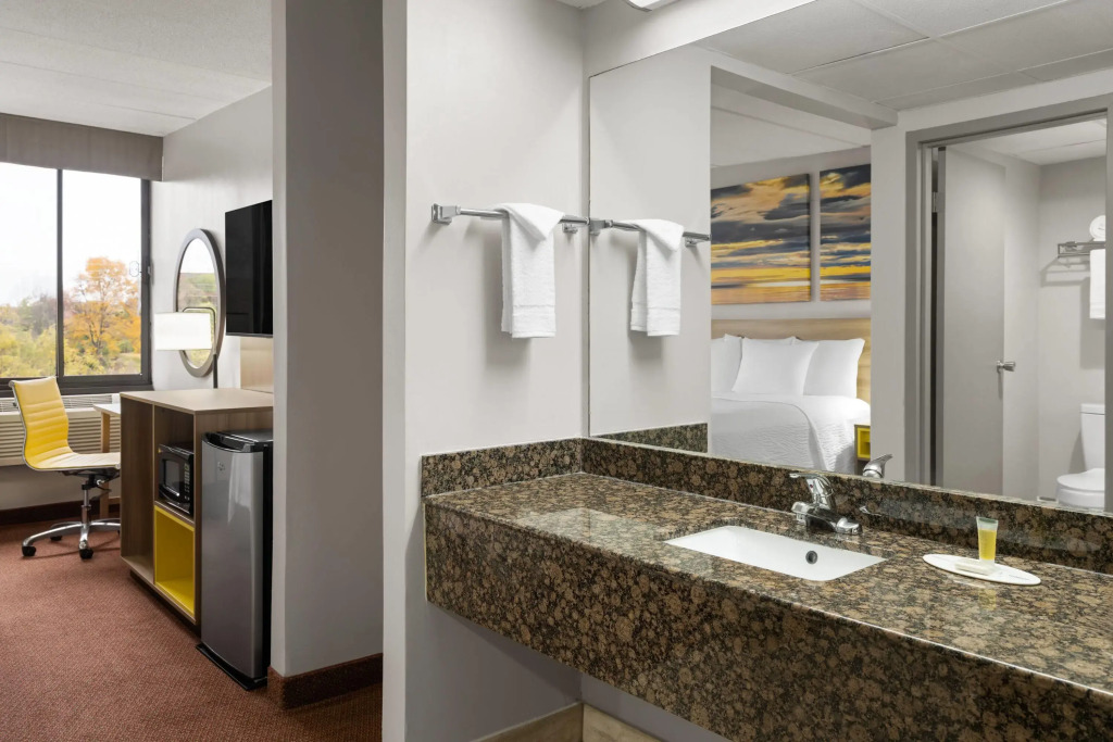 Days Inn by Wyndham Hagerstown I-70