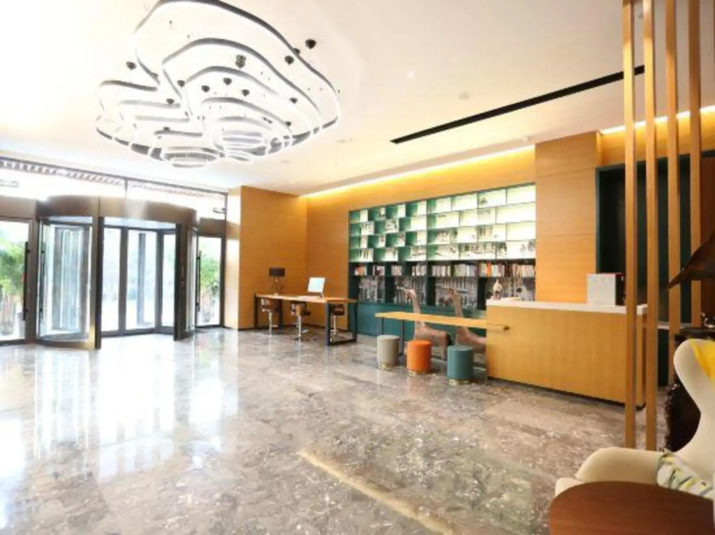 Gemei Hotel (Chunhui Road, Suncun, Jinan)