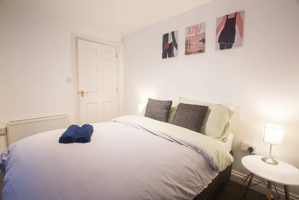 Short Stay Bristol - Warden Apartment