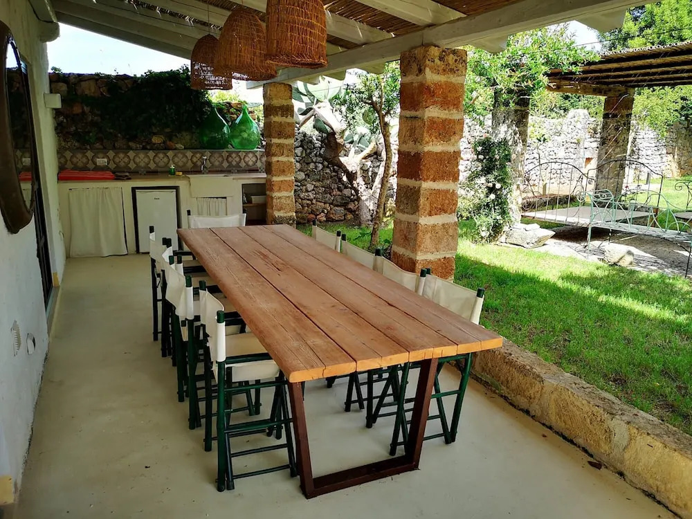 Leu075 in Castrignano del Capo