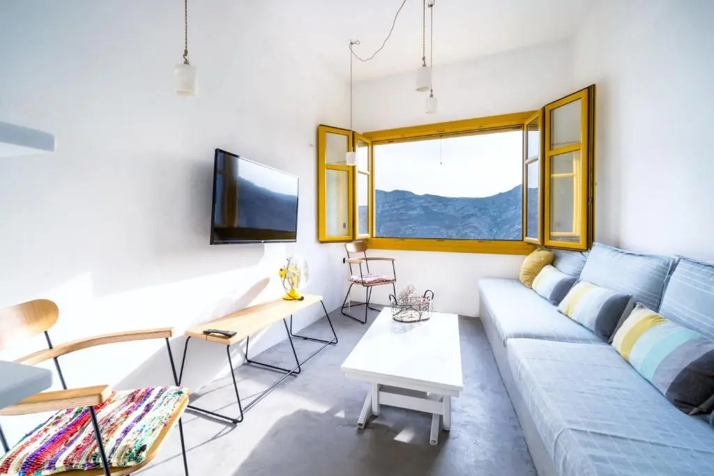 Serifos 1890 cliff house