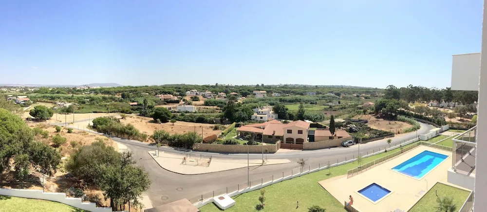 Apartment With 2 Bedrooms in Quarteira, With Pool Access, Furnished Ga