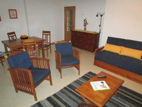 Apartment between Beach and Downtown