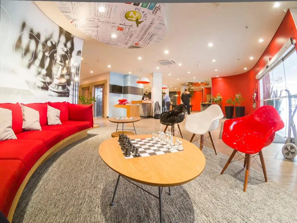 ibis Joinville