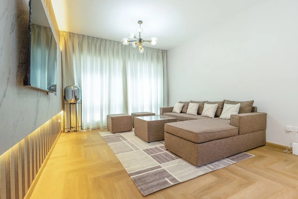 SuperHost - Tranquil Oasis in the Heart of Dubai Lakepoint N2