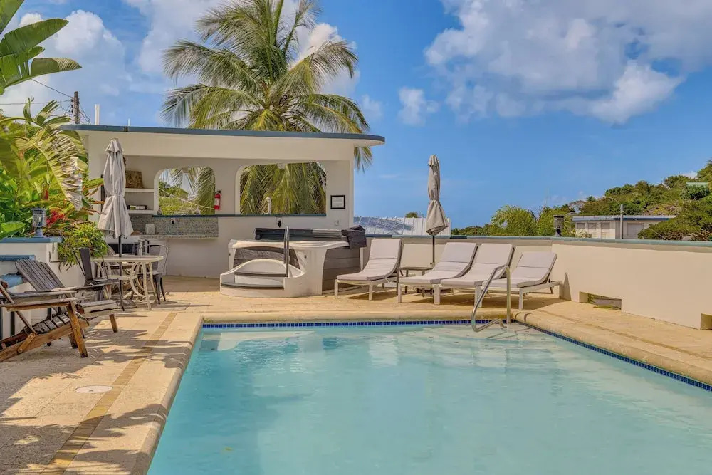 Hillside Vieques Casita w/ Pool & Hot Tub Access!