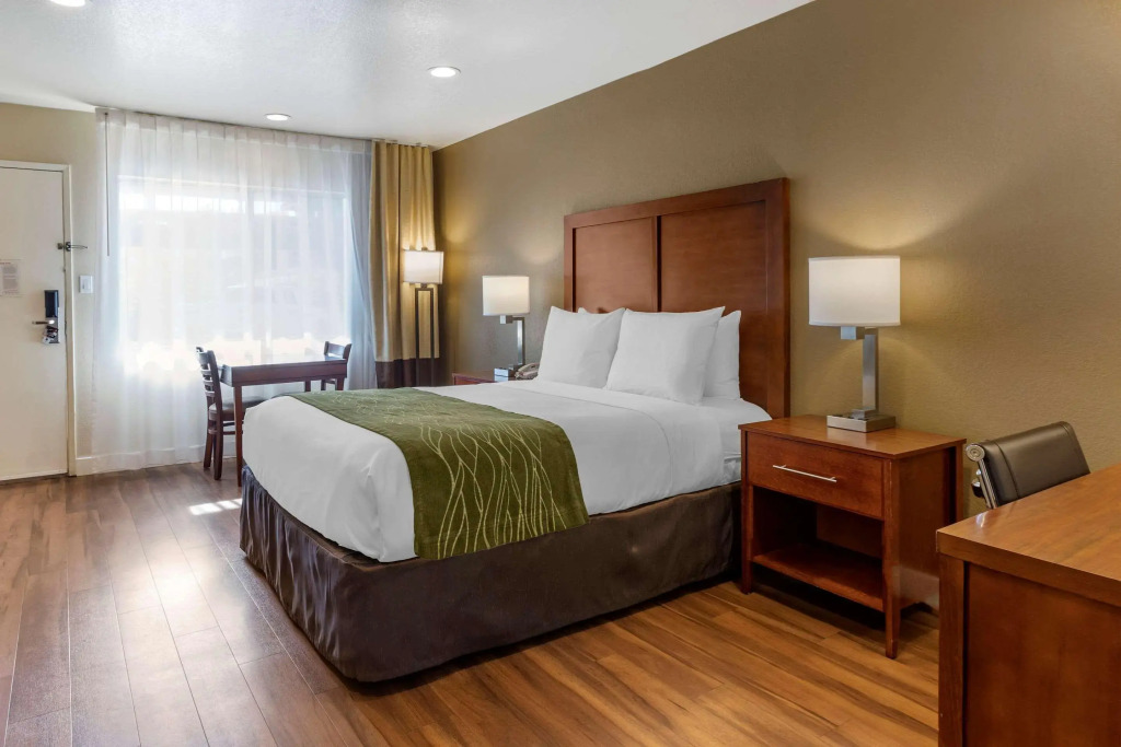 Comfort Inn Bishop