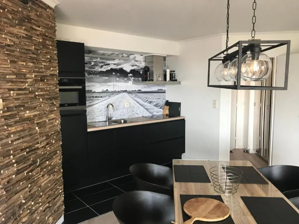 Residentie Hydro Palace, Zeedijk 250!