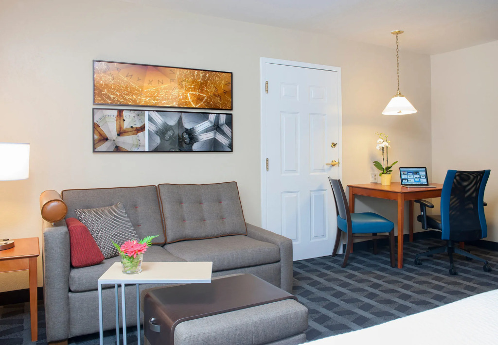 TownePlace Suites by Marriott Indianapolis - Keystone