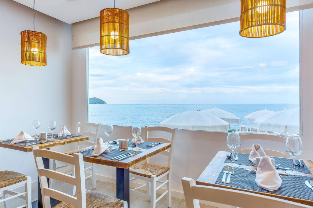 Hotel Atolon & Kaafu Beach Club