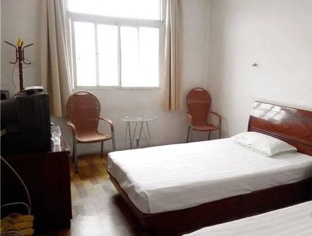 Hongqiao Hotel