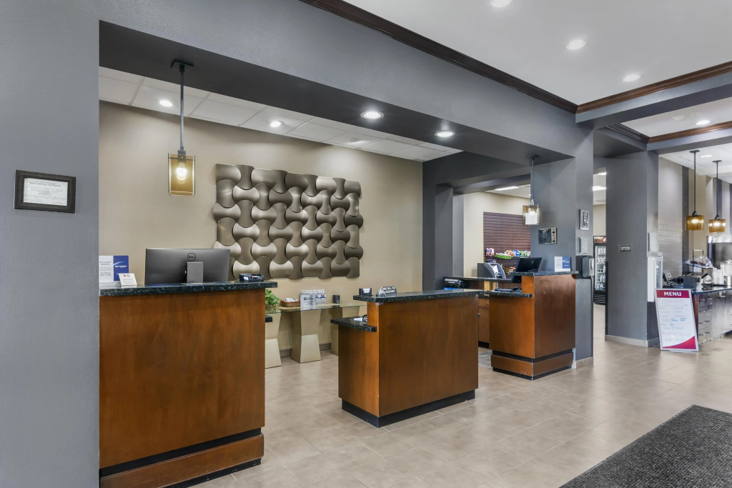Best Western Plus Williston Hotel & Suites