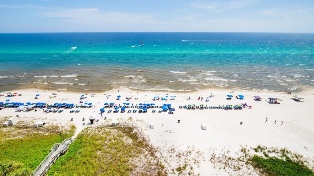 Sunrise Beach Resort III