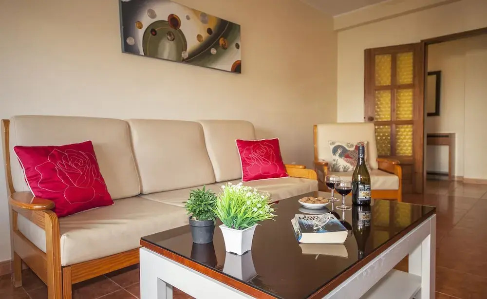 B45 - Main Avenue 2 Bed Apartment