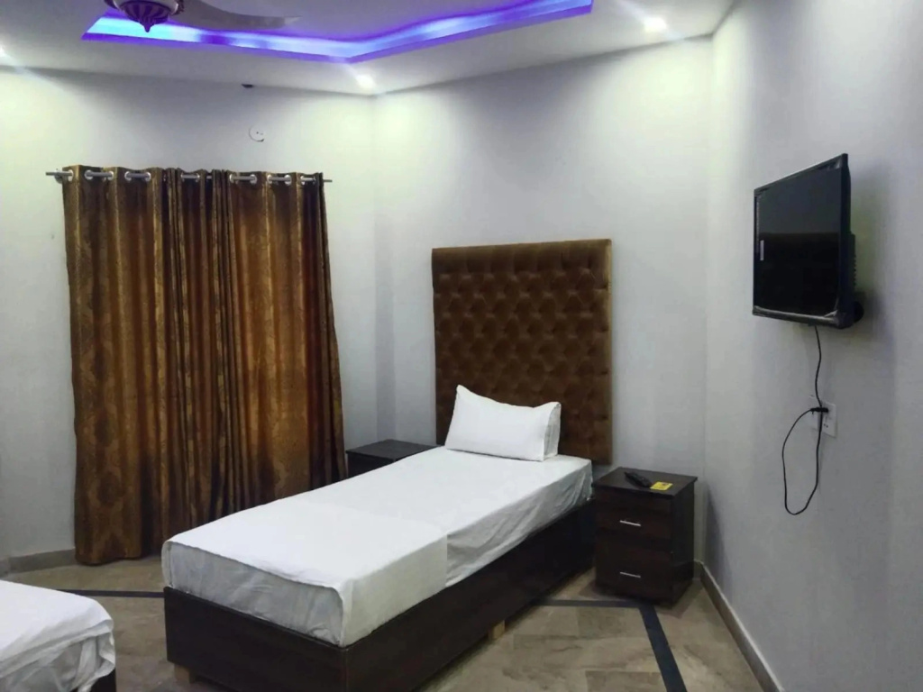 Dove inn Hotel near Shaukat Khanum Hospital