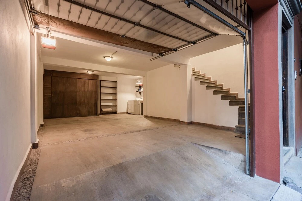 3-Bedroom Garden Home with Rooftop Terrace & Garage Parking