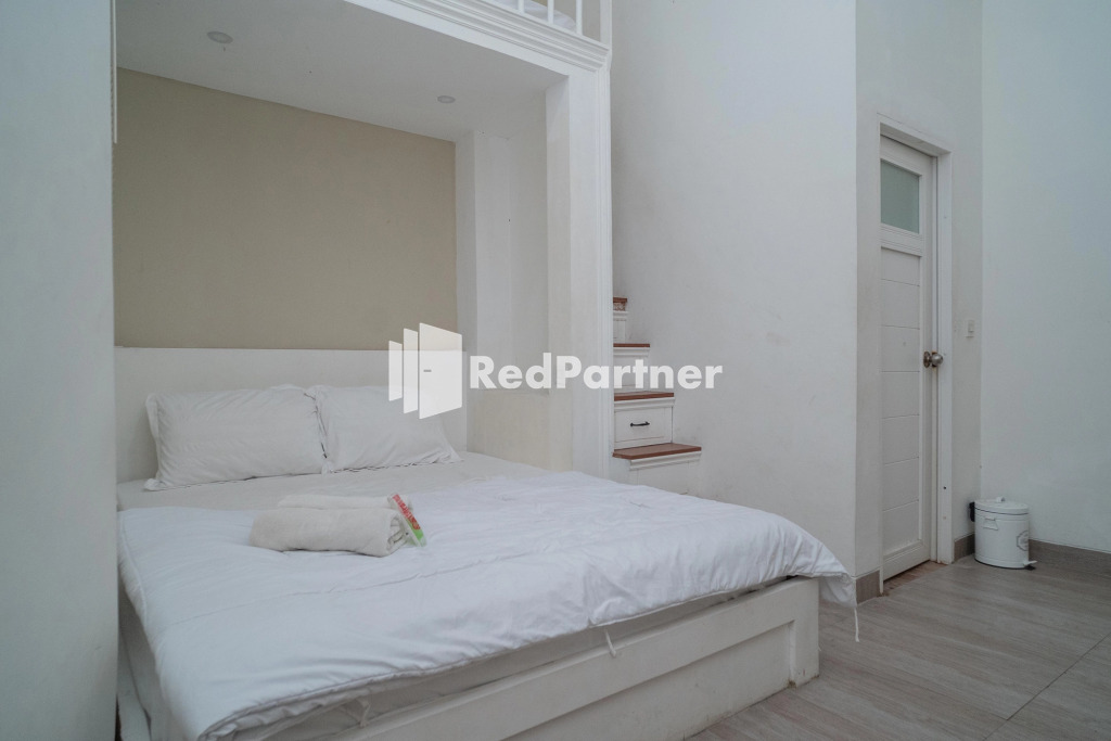 Yayah Rooms Bogor Syariah Mitra RedDoorz