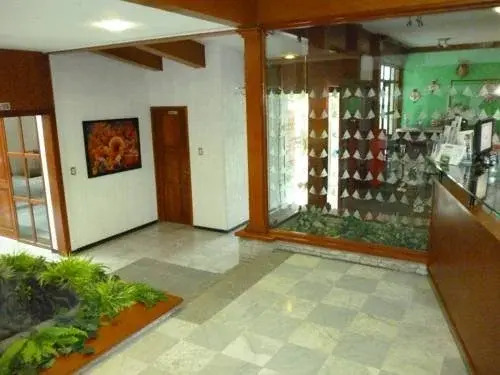 Hotel Q