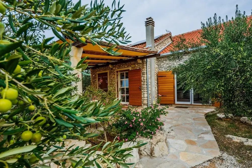 Casa del Sole CFH in Sutivan