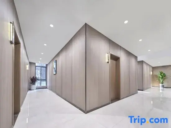 Lanju Yiyuan Hotel