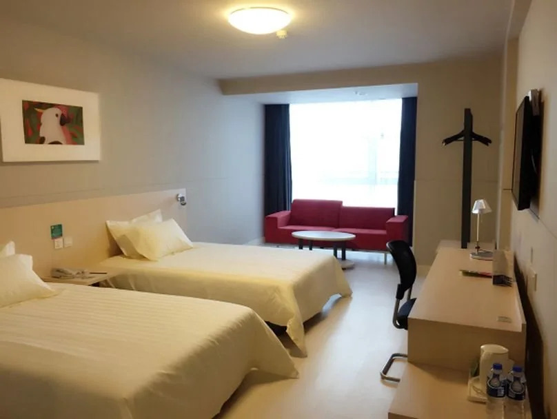 Jinjiang Inn Yanliang Qianjin Road City Square