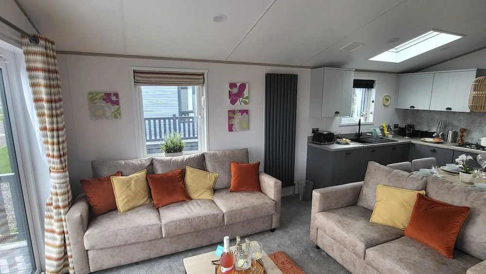Honeycomb Lodge