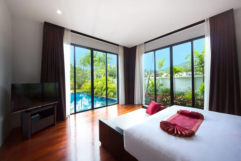 Oxygen Villas with Private Pool Near Naiharn by TropicLook
