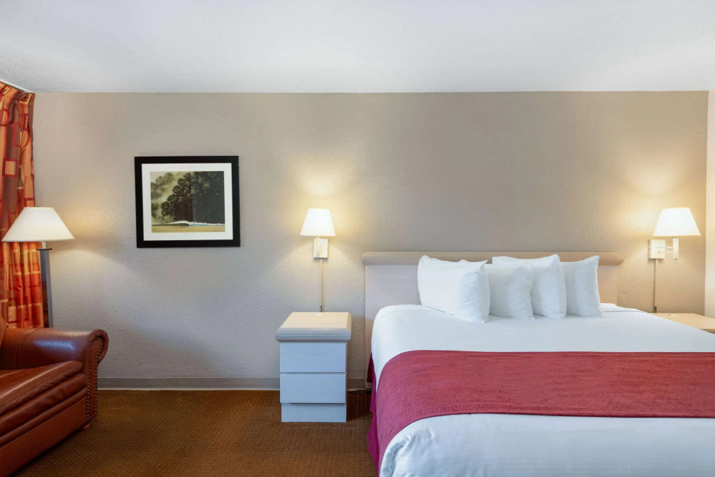 Ramada by Wyndham Kissimmee Gateway