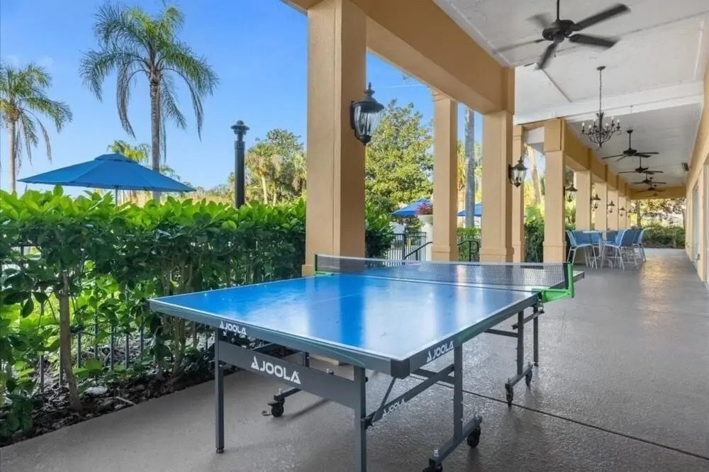 3 Bed/2.5 Bath Perfect Family Home Bunk Beds 3 Bedroom Townhouse by RedAwning