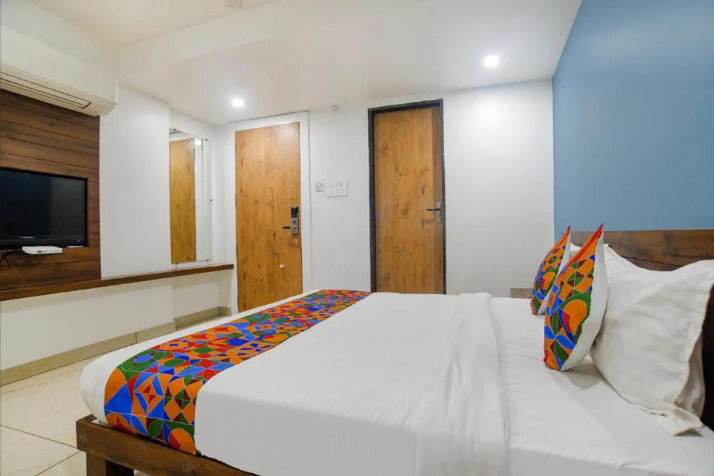 Fabhotel Blue Marine