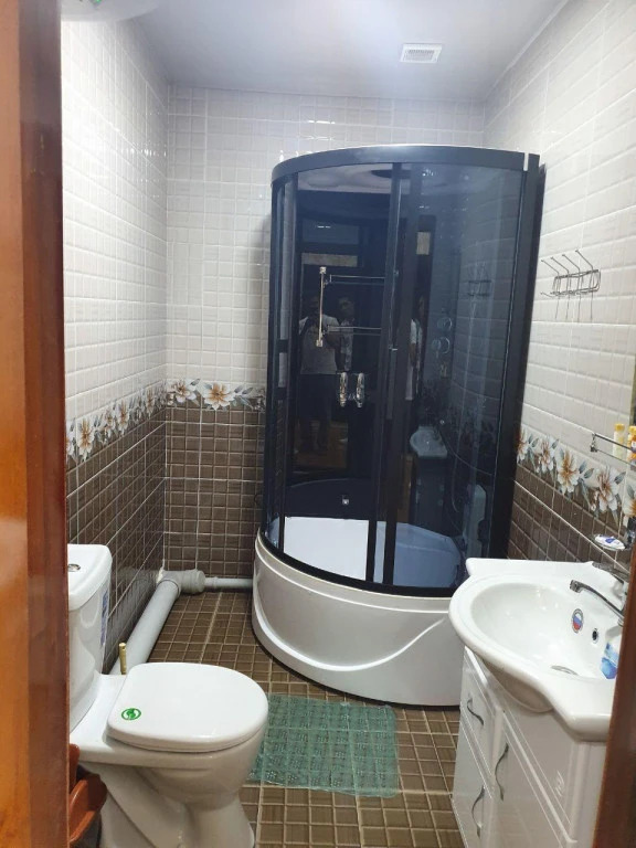 Otash Hotel
