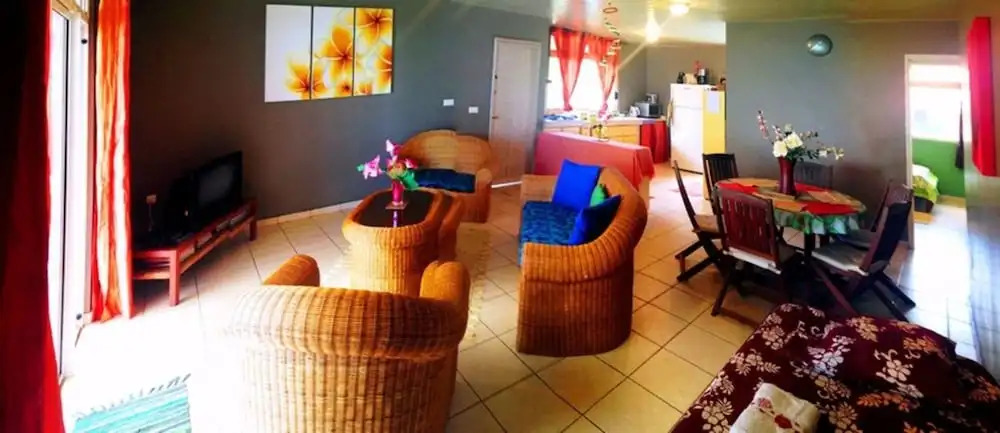 MOOREA - Fare Taina Iti