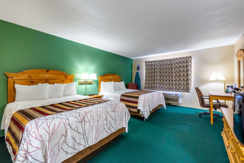 Royal Inn & Suites Milaca