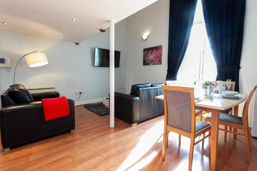 Karah Suites Wilton Place