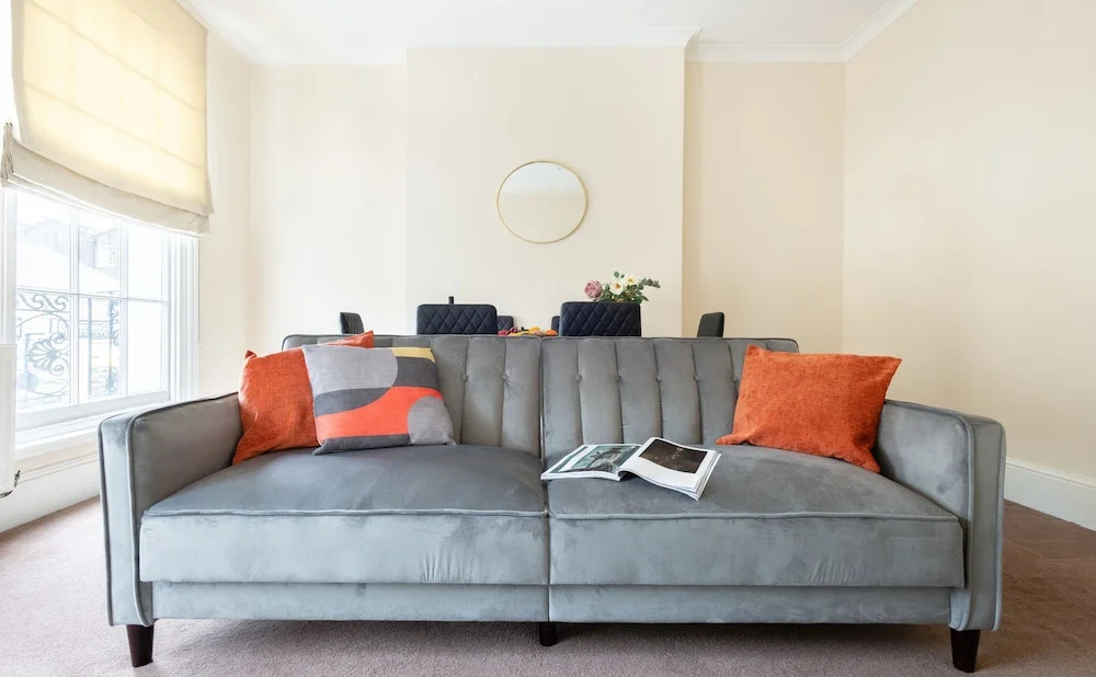 Great Percy Street Apartments by Flexystays