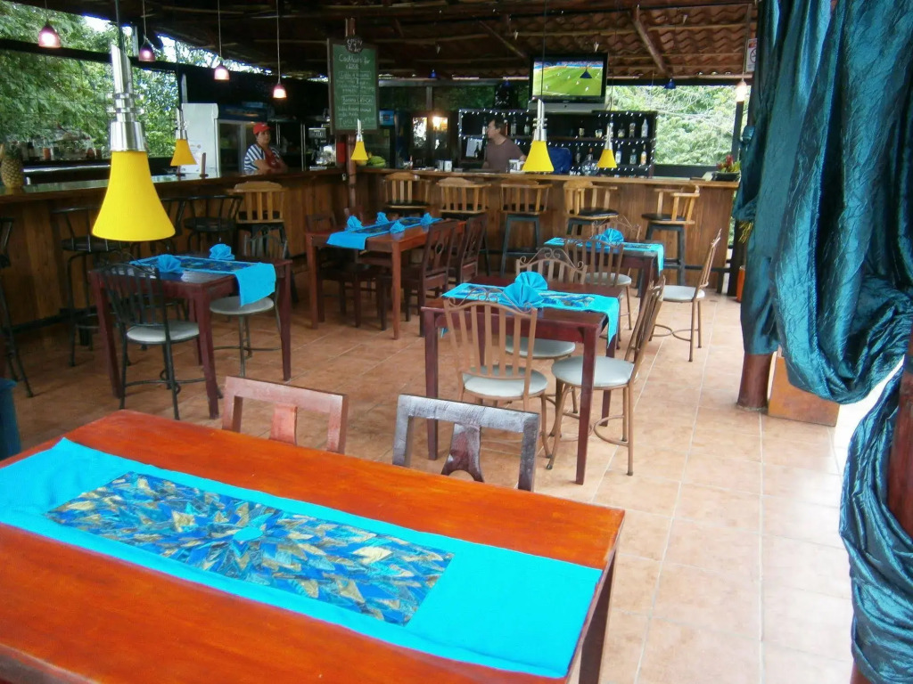 Hotel La Colina