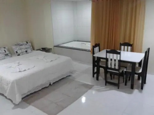 Hotel Columbia