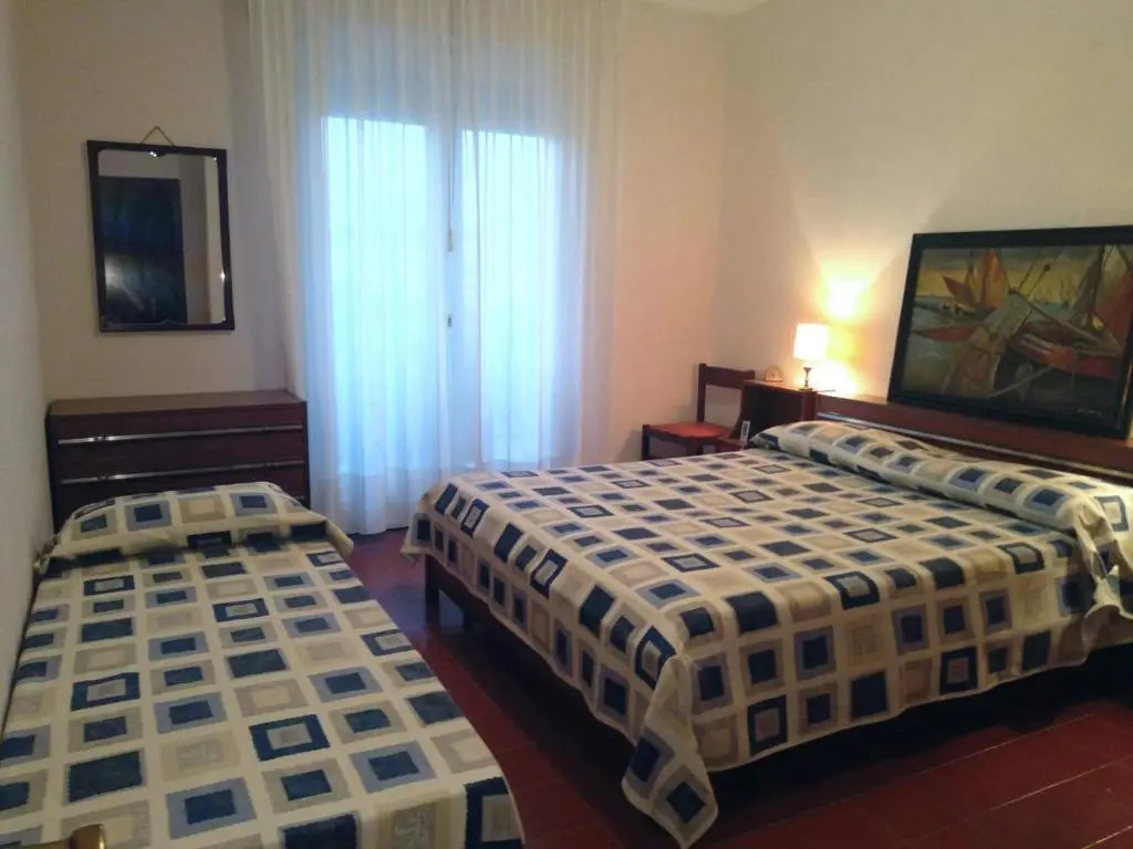 Beautiful Apartment For 5 People-pool-terra